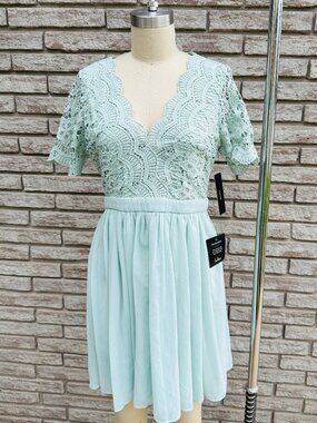 NWT Lulus Angel in Disguise Mint Green Lace Skater Dress Size Small